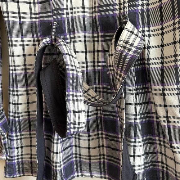 Size S Wet Seal Purple, Gray, and White Plaid belted and button up Women's Trenc - Picture 7 of 10